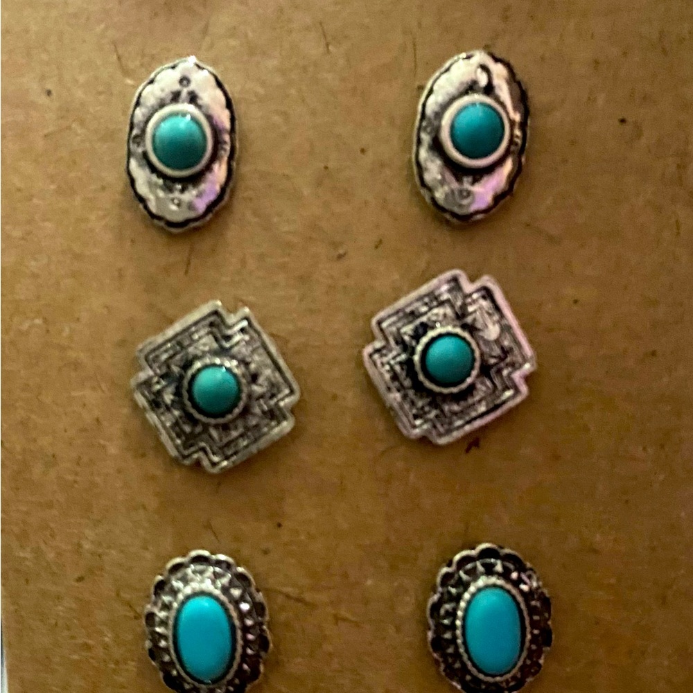 Individual turquoise stud Earring pairs